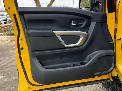 Used 2018 Nissan Titan PRO-4X w/ Pro-4x Utility Package image 21