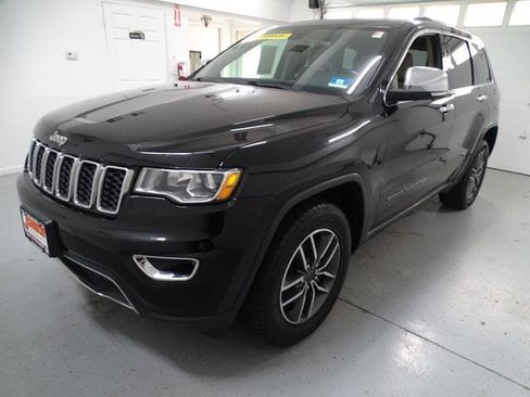 Used 2020 Jeep Grand Cherokee Limited AWD/4WD image 19