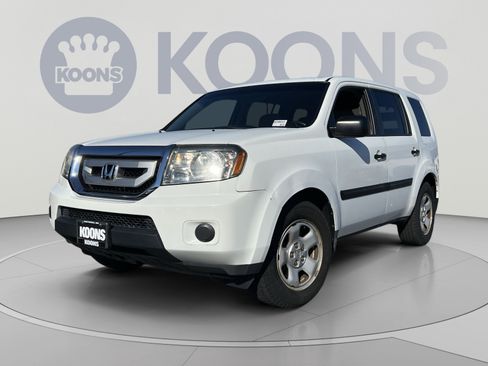 Used 2010 Honda Pilot LX image 1
