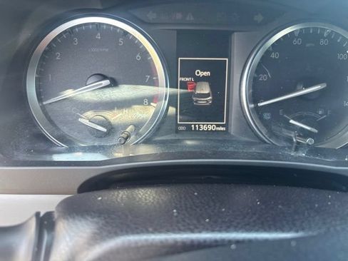 Used 2016 Toyota Highlander XLE AWD/4WD image 34