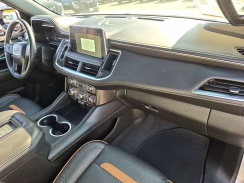 Used 2022 GMC Yukon XL AT4 AWD/4WD image 22