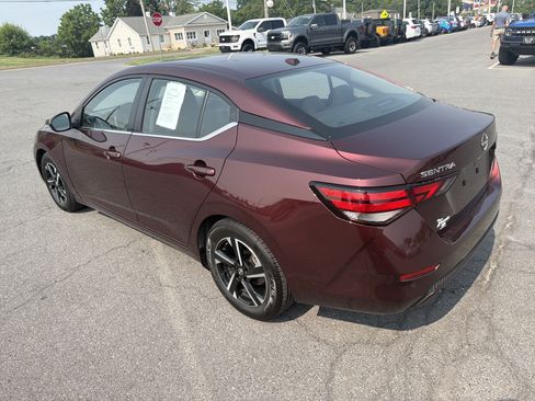 Used 2025 Nissan Sentra SV FWD image 7