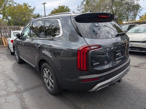 Used 2021 Kia Telluride EX w/ Towing Package AWD/4WD image 3