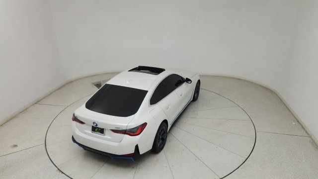 Used 2024 BMW i4 eDrive40 RWD image 19