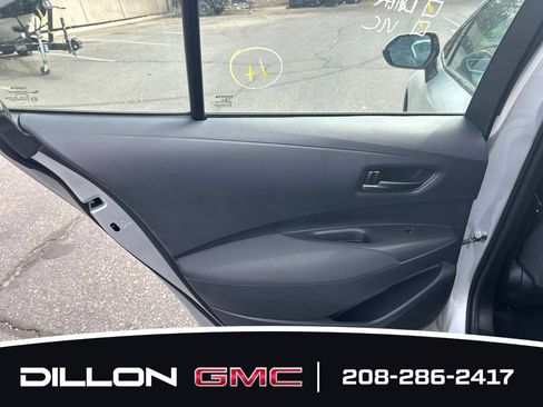 Used 2025 Toyota Corolla LE FWD image 16