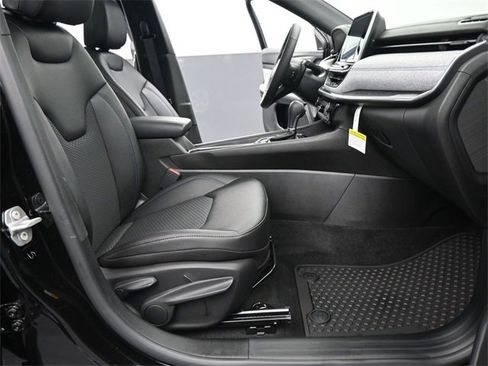 New 2025 Jeep Compass Latitude w/ Sun & Sound Group image 18