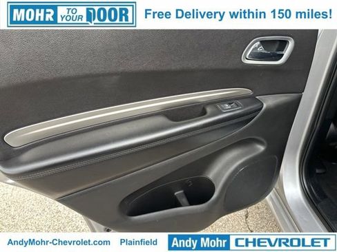 Used 2020 Dodge Durango SXT image 28