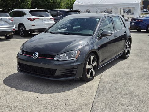 Used 2017 Volkswagen GTI Autobahn image 2