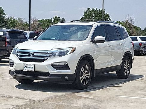Used 2017 Honda Pilot EX-L image 4