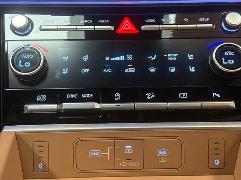 New 2027 Hyundai Santa Fe Calligraphy w/ Tow & Go Package FWD image 16
