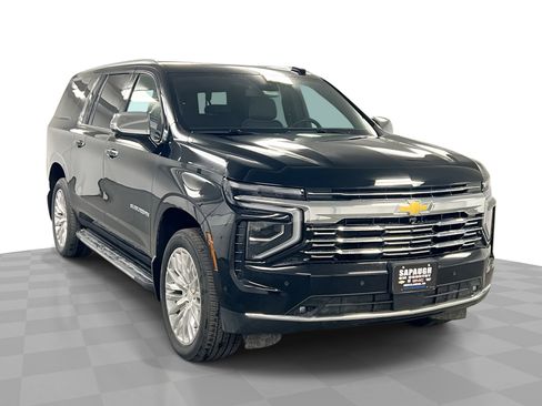 New 2025 Chevrolet Suburban Premier image 36