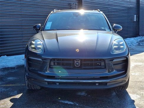 New 2025 Porsche Macan image 10