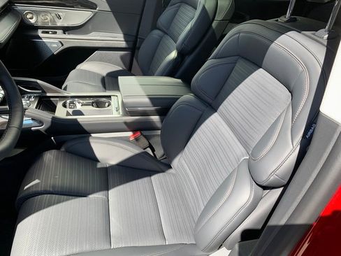 New 2026 Lincoln Nautilus Reserve AWD/4WD image 22