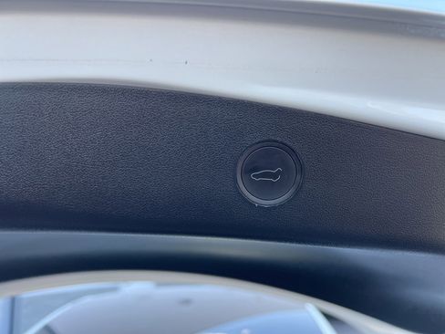 Used 2023 Tesla Model 3 Standard Range RWD image 15