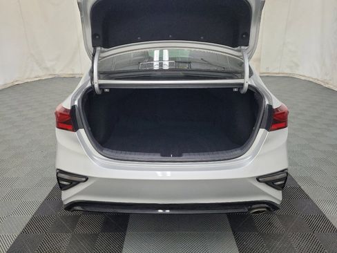Used 2020 Kia Forte LXS FWD image 29