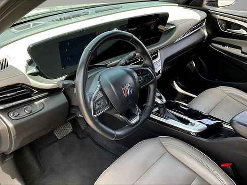 Used 2024 Buick Envista Avenir image 17