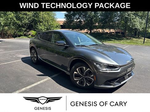 Used 2024 Kia EV6 Wind w/ Wind Technology Package AWD/4WD image 1