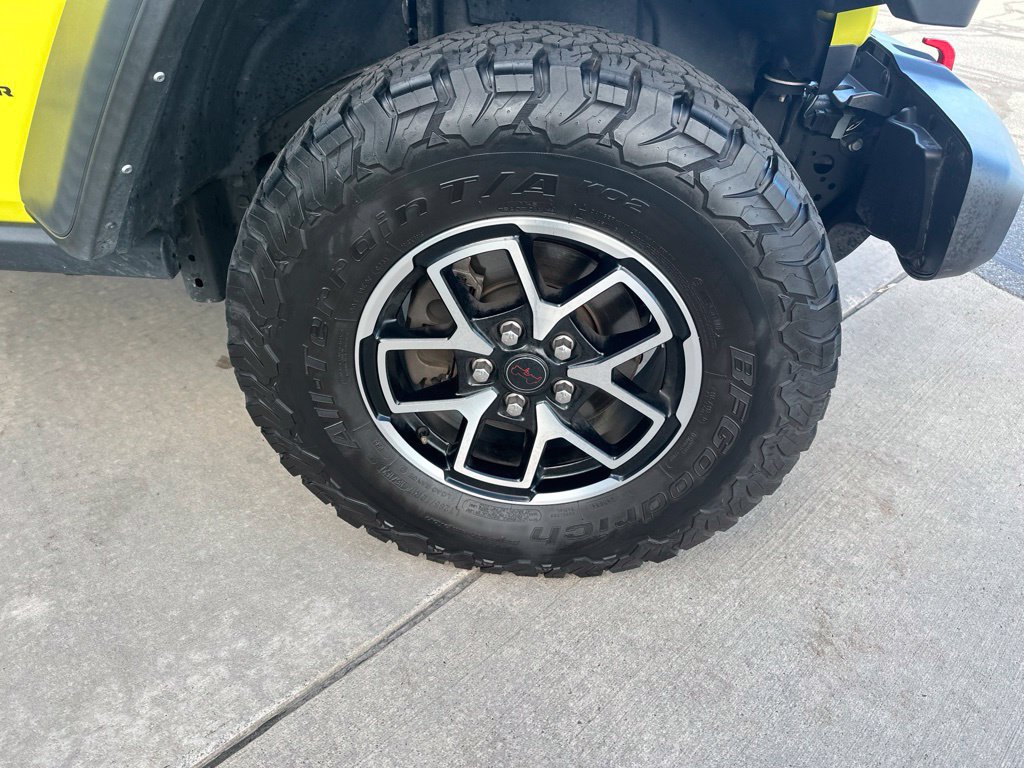 Used 2024 Jeep Wrangler Unlimited Rubicon AWD/4WD image 16