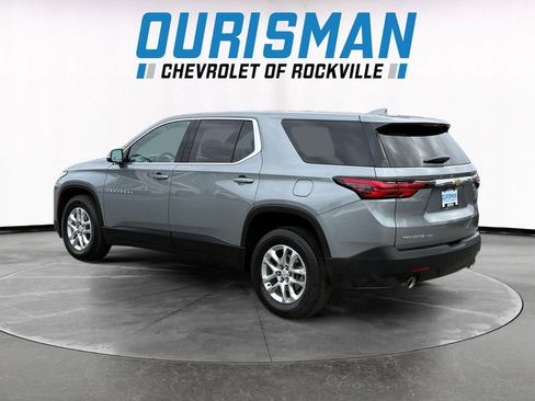 Used 2023 Chevrolet Traverse LS w/ Safety Package image 4