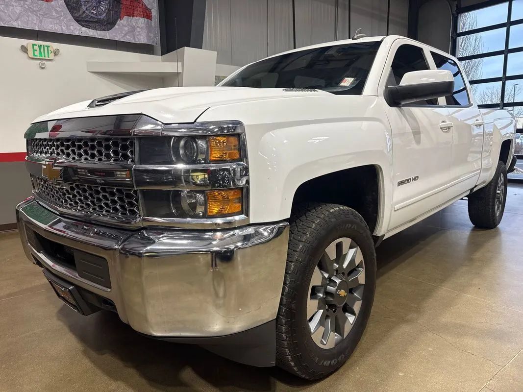 Used 2019 Chevrolet Silverado 2500 LT AWD/4WD image 23