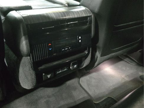 Used 2024 Jeep Wagoneer L Series II w/ Flexible Seating Group image 24