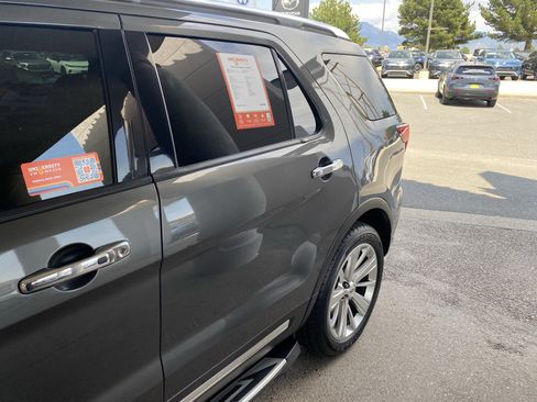 Used 2019 Ford Explorer Limited w/ Ford Safe & Smart Package AWD/4WD image 63