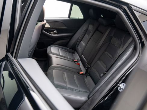 Used 2024 Mercedes-Benz GLE 53 AMG 4MATIC Coupe image 17