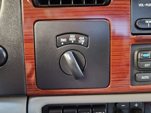 Used 2006 Ford F350 4x4 SuperCab DRW Super Duty image 22