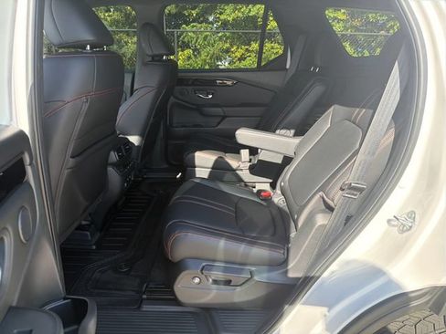 New 2026 Honda Pilot TrailSport image 14