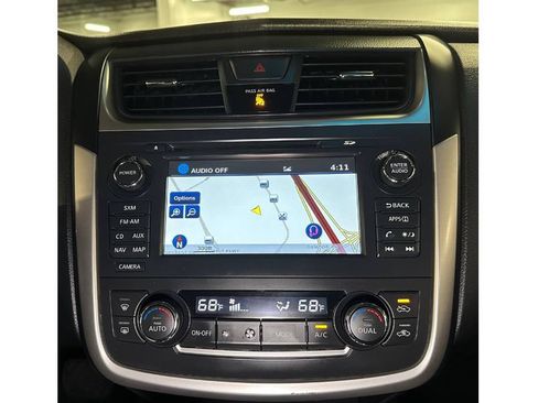 Used 2016 Nissan Altima 2.5 SL w/ 2.5 Technology Package FWD image 29
