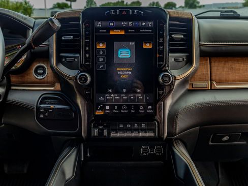 Used 2023 RAM 3500 Limited image 21