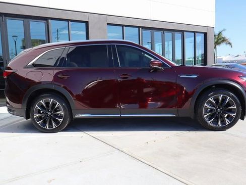 Used 2024 MAZDA CX-90 Plug-In Hybrid w/ Premium Plus image 2
