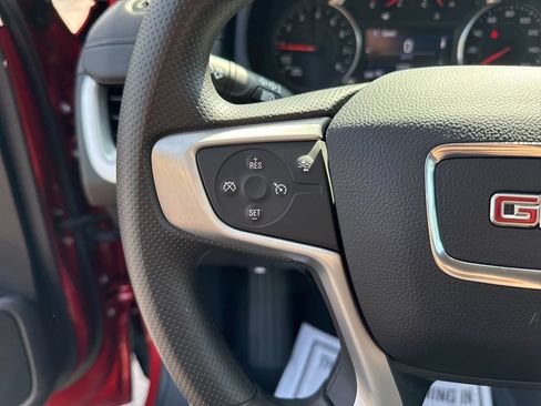 Used 2024 GMC Terrain SLE AWD/4WD image 26