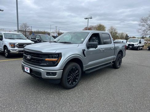 New 2026 Ford F150 XLT w/ Equipment Group 302A MID AWD/4WD image 3