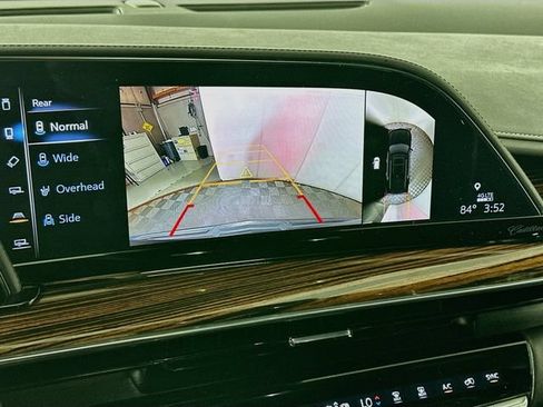 Used 2021 Cadillac Escalade Premium Luxury w/ Driver Assist Tech Package AWD/4WD image 19