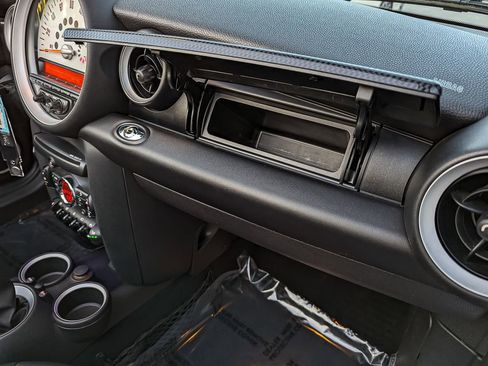 Used 2014 MINI Cooper S image 36