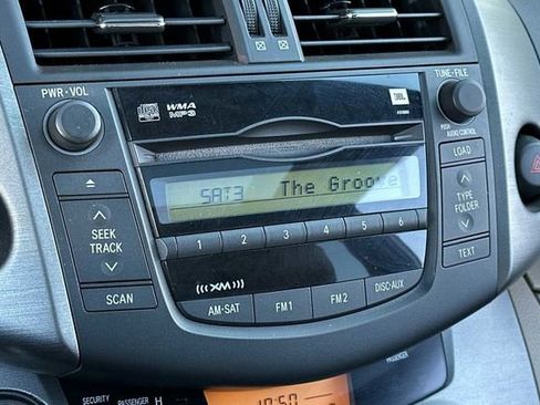 Used 2010 Toyota RAV4 Limited image 16