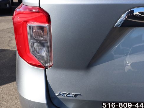 Used 2022 Ford Explorer XLT w/ Equipment Group 202A image 34