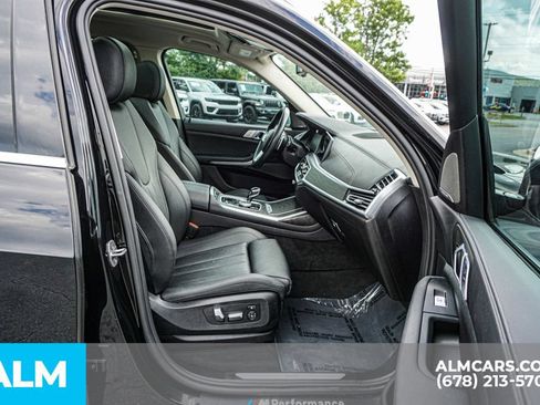 Used 2021 BMW X7 xDrive40i w/ Premium Package AWD/4WD image 24