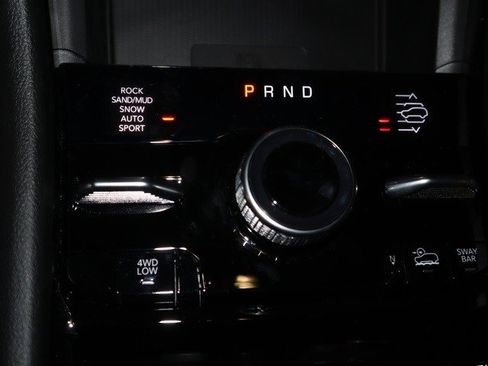 New 2022 Jeep Grand Cherokee Trailhawk w/ Luxury Tech Group III image 15