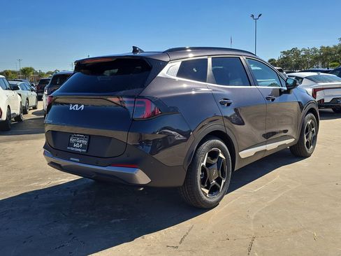 New 2026 Kia Sportage EX w/ EX Panorama Roof Package FWD image 8
