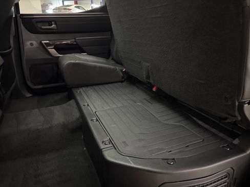 Used 2023 Toyota Tundra Limited image 30