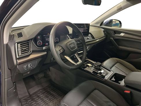 Used 2023 Audi Q5 2.0T Premium Plus w/ Premium Plus Package AWD/4WD image 12