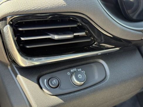 New 2026 Buick Envista Sport Touring image 19