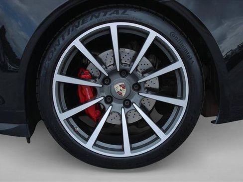 Used 2013 Porsche 911 Carrera 4S AWD/4WD image 17