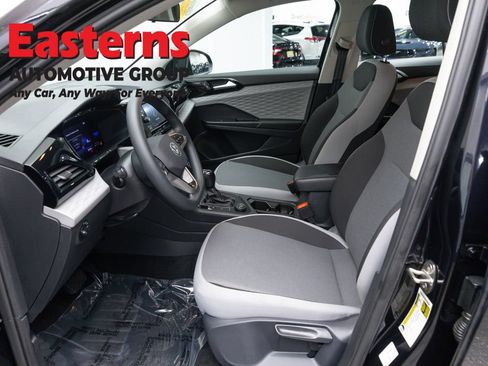 Used 2022 Volkswagen Taos S AWD/4WD image 13
