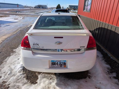 Used 2009 Chevrolet Impala LT w/ Luxury Edition Package image 6