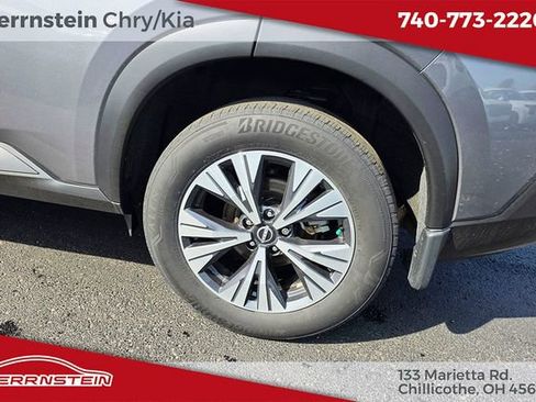 Used 2023 Nissan Rogue SV image 24