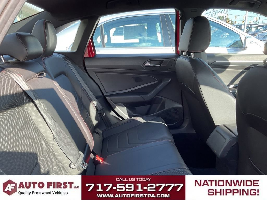 Used 2021 Volkswagen Jetta GLI FWD image 15