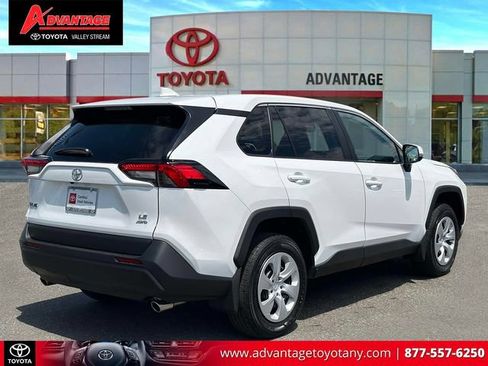 Certified 2025 Toyota RAV4 LE AWD/4WD image 7